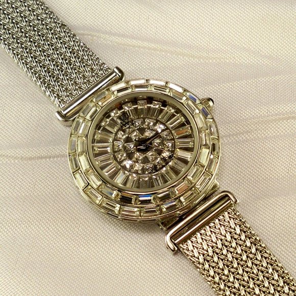 NEW* Victoria Wieck Emerald Cut Stones, 5 Interchangeable Bands Watch main image 8